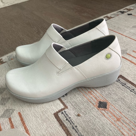 Work Wonders Clogs by Dansko size 39 - Picture 3 of 9